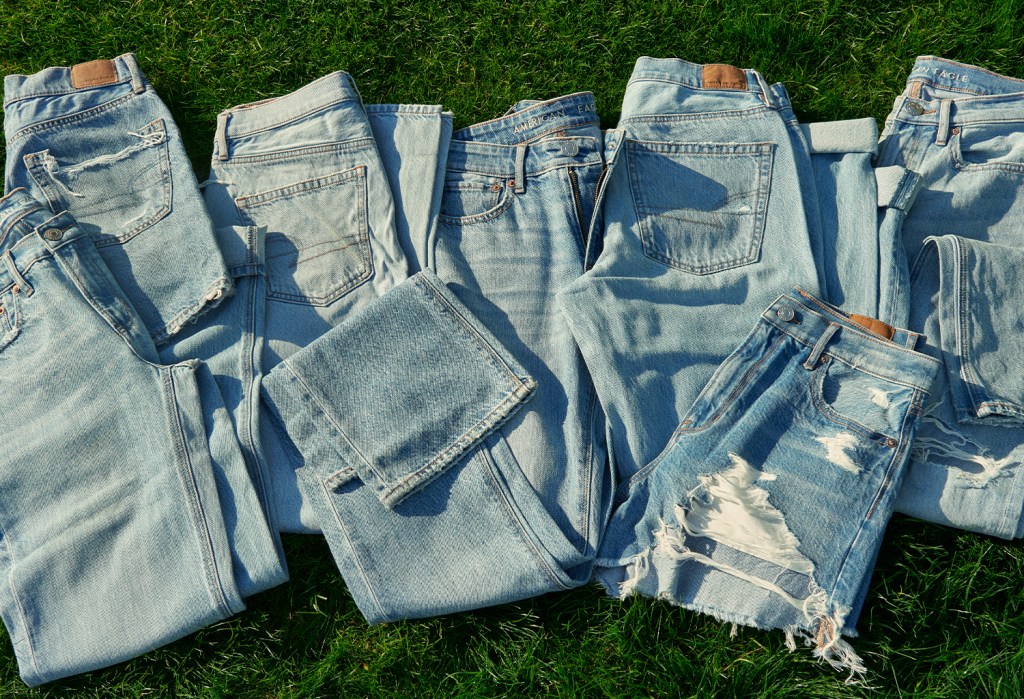 American Eagle Clearance Can Get You Up to 80% Off Jeans - The