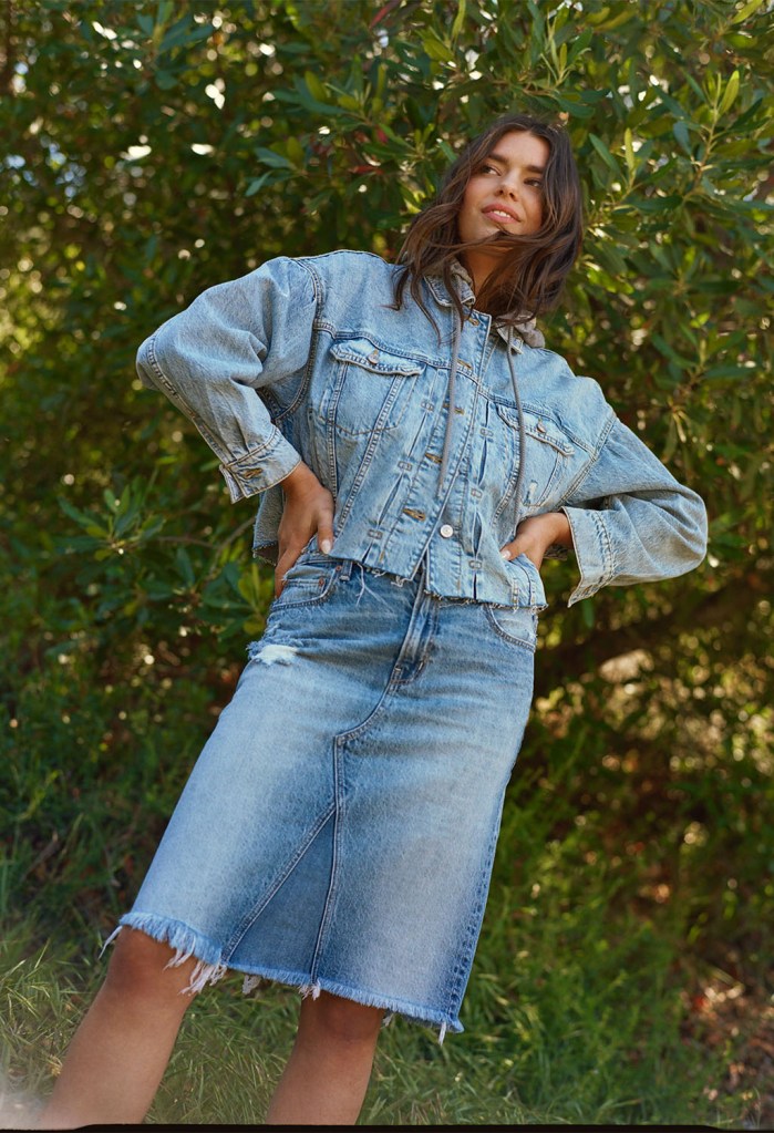 How to Wear Denim on Denim Outfits - #AEJeans