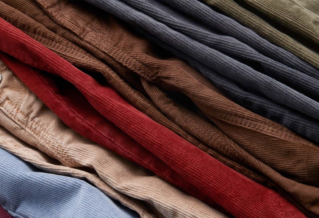 Women's Corduroy Outfits for Fall & Winter - #AEJeans