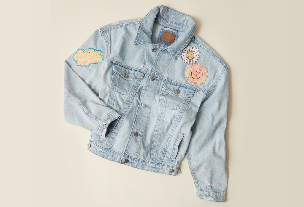 Denim DIY: Refresh Your Denim With Iron-On Patches - #AEJeans